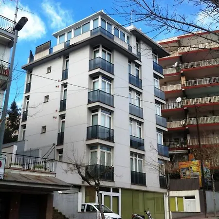 Martribuna Apts 5*